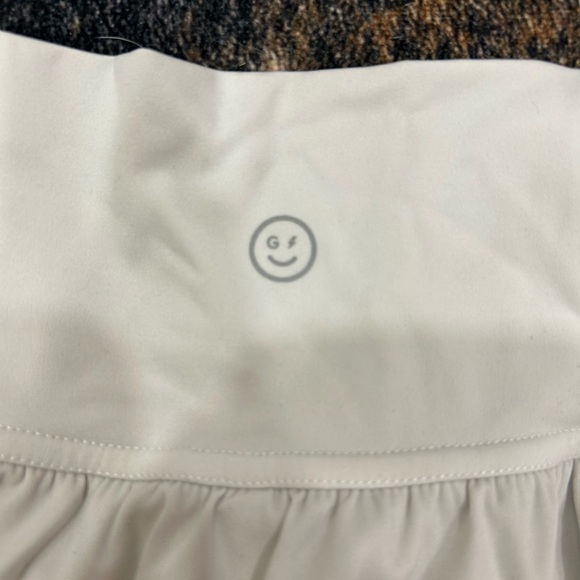 Gilly Hicks White athletic skirt - Picture 3 of 6